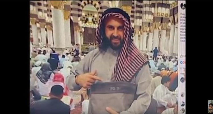 Arab social media blasts Israeli for peace-seeking visits to mosques dressed as Muslim