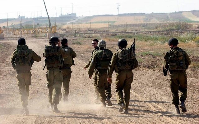4 IDF soldiers wounded, 2 seriously, by explosive device at Gaza border