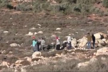 Palestinians and Jews clash in Samaria