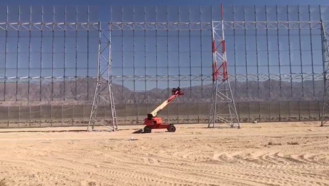 Israel builds massive fence to protect aircraft in southern airport