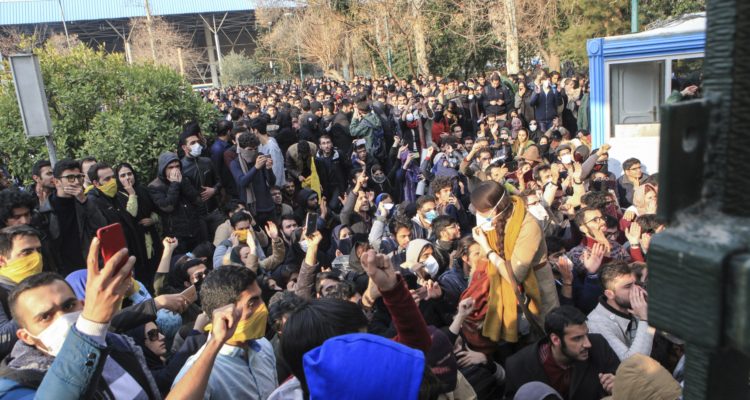 Iranian lawmakers demand inquiry into deaths of anti-regime protesters