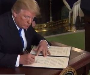 Trump signs Jerusalem proclamation