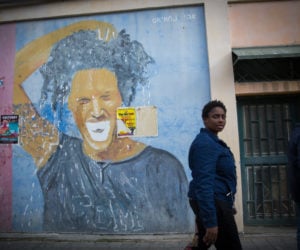 African woman in South Tel Aviv. (Miriam Alster/FLASH90)