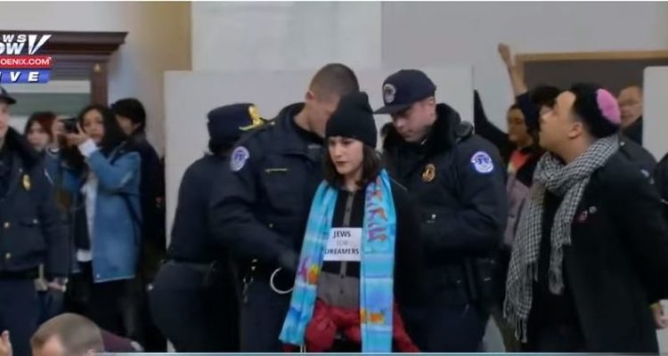 Protesting Trump’s policy on ‘Dreamers,’ Liberal Jewish activists charged for ‘crowding and obstructing’