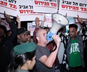 Africans and activists protest in south Tel Aviv. (Tomer Neuberg/Flash90)