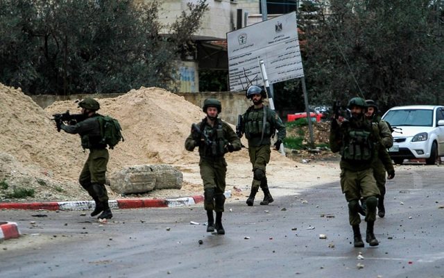 IDF forces raid Jenin in effort to apprehend terrorists