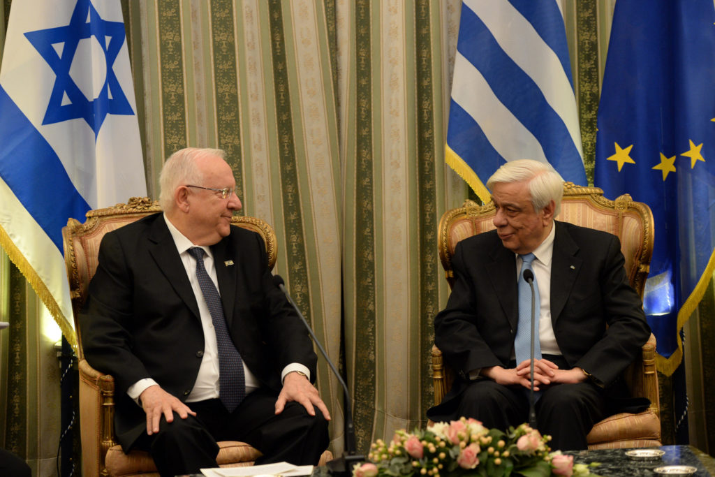 Israeli president Reuven Rivlin meets with President of Greece, Prokopis Pavlopoulos. (Haim Zach/GPO)