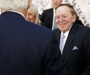 Sheldon Adelson speaks with Trump official