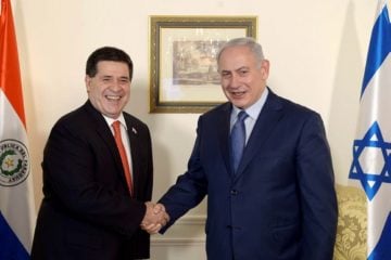 PM Netanyahu meets with Paraguay President Horasio Cartes