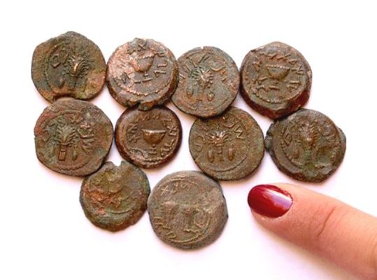 ‘Freedom Coins’ from Jewish revolt against Rome found near Temple Mount