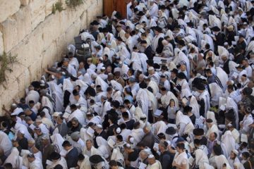 Jewish worshipers at the Kotel