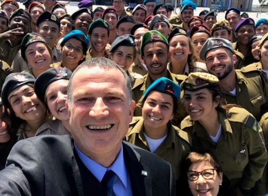 Knesset hosts outstanding IDF soldiers ahead of Independence Day