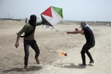 fire kite Gaza