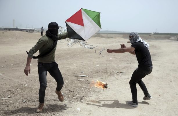 Palestinians in Samaria copy Gazans’ ‘fire kite’ terror