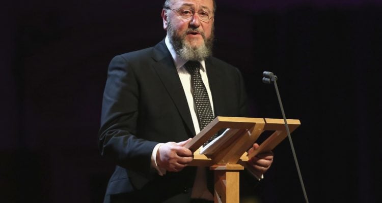 UK rabbis slam Labour for denying it is anti-Semitic to compare Israel’s policy with Nazis’