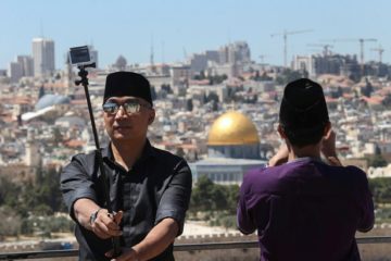 Indonesian tourists in Jerusalem