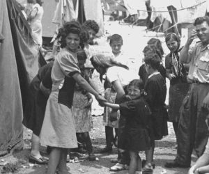 Jews from Arab lands arrive in Israel