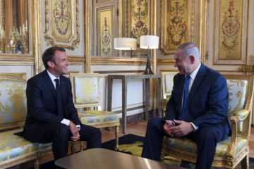 Benjamin Netanyahu and French President Emanuel Macron (Haim Zach/GPO)