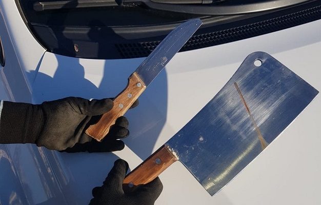 Palestinian arrested with knife, meat cleaver confesses to planning attack
