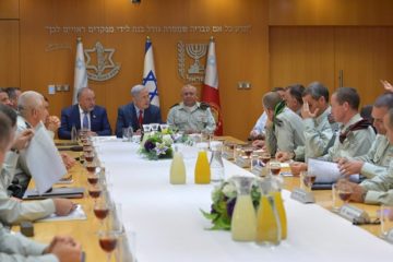 Pm Netanyahu and Defense Minister Avigdor Liberman meet with the IDF's general command