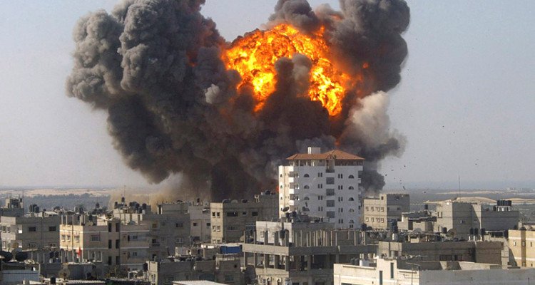 Israeli army strikes terror targets along length of Gaza Strip