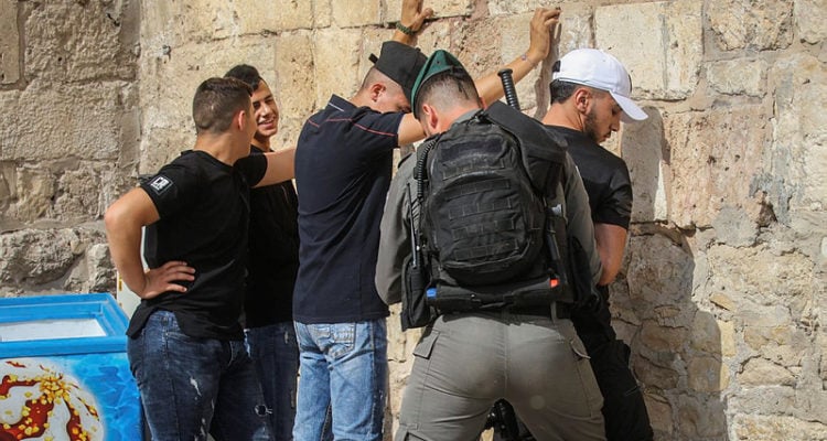 Stabbing attack thwarted at Cave of the Patriarchs