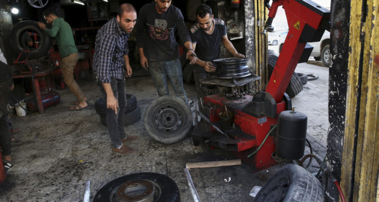 In Gaza, no tires for motorists, plenty for protesters