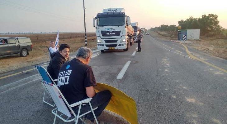 Outraged southern Israeli residents block road to Gaza