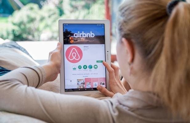Did Airbnb backtrack on blacklisting Judea and Samaria?