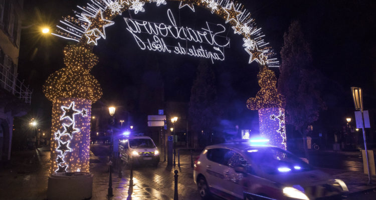 France hunts Muslim terrorist who sprayed gunfire into Christmas market