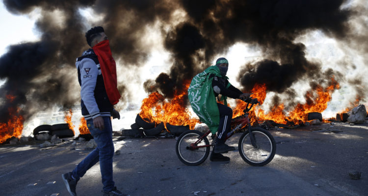 Opinion: Hamas, not Israel, commits war crimes in Gaza
