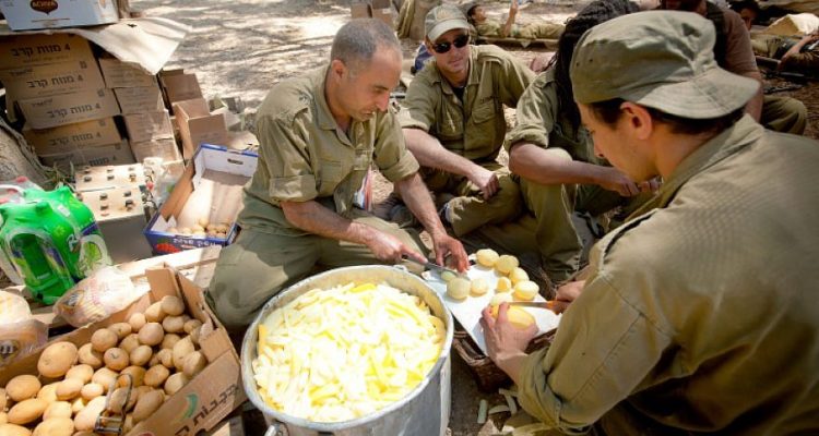 Army kashrut: New IDF department opens to female soldiers