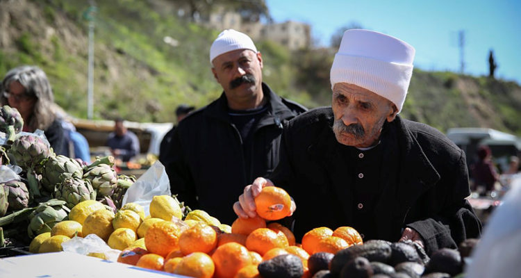 Israel and Palestinian Authority reverse mutual bans on produce imports