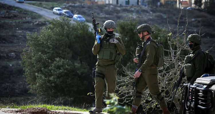 Security forces thwart 3 terror attacks in Judea and Samaria