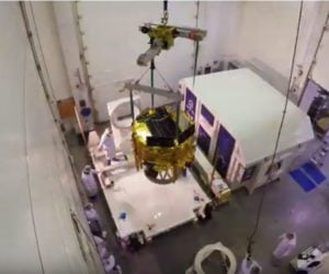 Packing Beresheet spacecraft