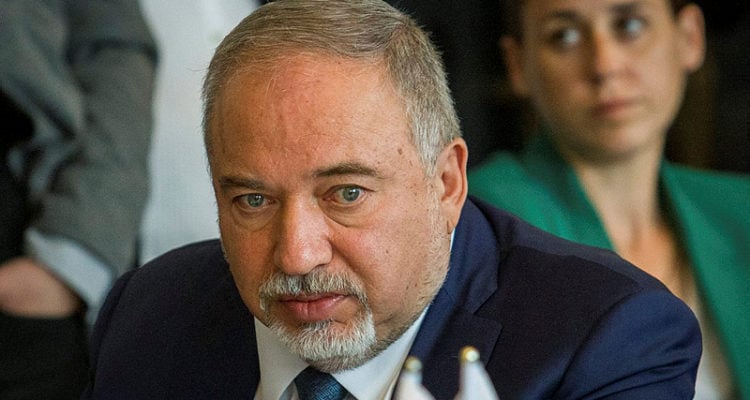 Arabic daily: Liberman revealed details of Trump plan to Palestinians