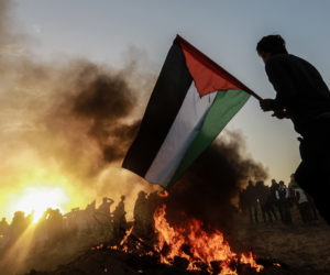 Palestinian rioters along the border with Israel. (Abed Rahim Khatib/ Flash90)
