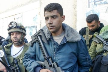 Zakaria Zubeidi, center, leader of Palestinian terror group Al Aqsa Martyrs Brigade. (Nasser Ishtayeh/Flash90)