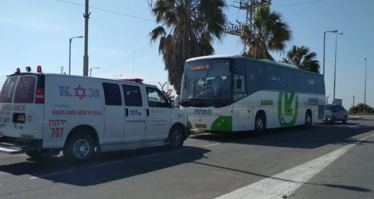 Terror continues with shooting attack on Israeli bus in Samaria