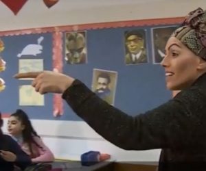 orthodox jewish woman teaches at Arab-Israeli school