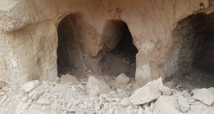 Jericho Arabs loot Second Temple burial grounds
