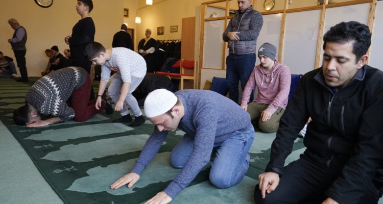German intelligence agency first in Europe to publish report on Muslim anti-Semitism