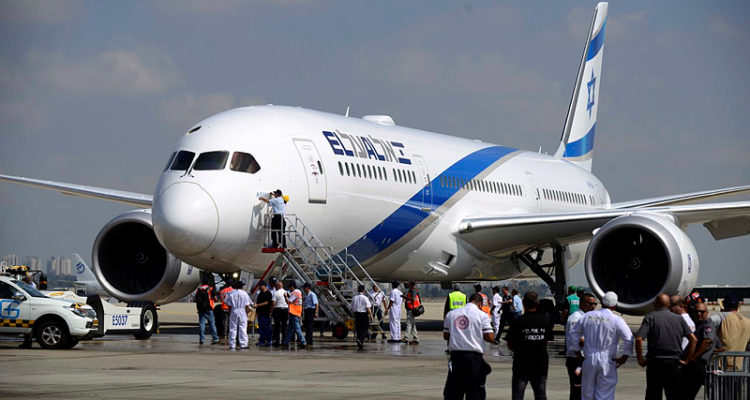 Orthodox passengers sue El Al over ill-fated November flight
