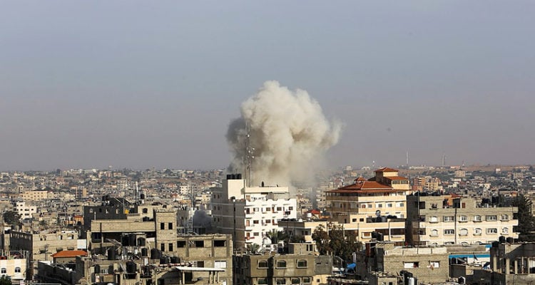 Ceasefire takes effect, Israel lifts restrictions on residents in south