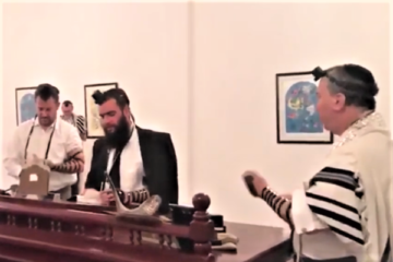 Jewish prayer in Bahrain. (screenshot)