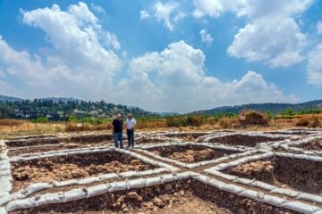 Dr. Hamoudi Khalaily, left, and Dr. Jacob Vardi, directors of the excavations at Motza on behalf of the Antiquities Authority.