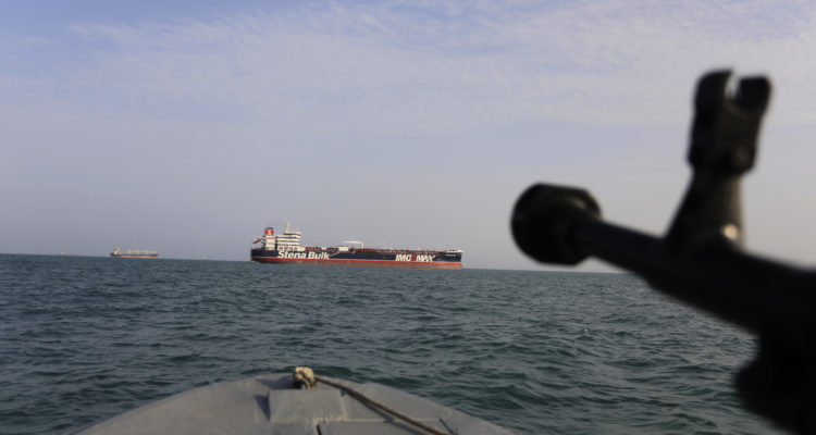 Iran warns that an Israeli presence in the Persian Gulf could result in war