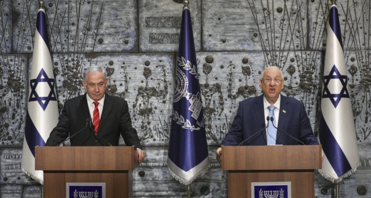 Netanyahu chosen by Rivlin to form new government