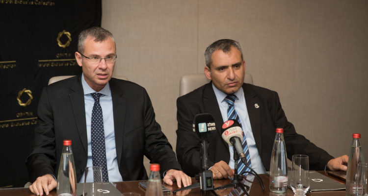 Likud and Blue & White meet on forming new government