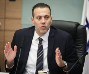 House Committee Chairman MK Miki Zohar leads a discussion on voting on a bill to dissolve the parliament, at the Knesset, the Israeli parliament in Jerusalem, May 28, 2019.